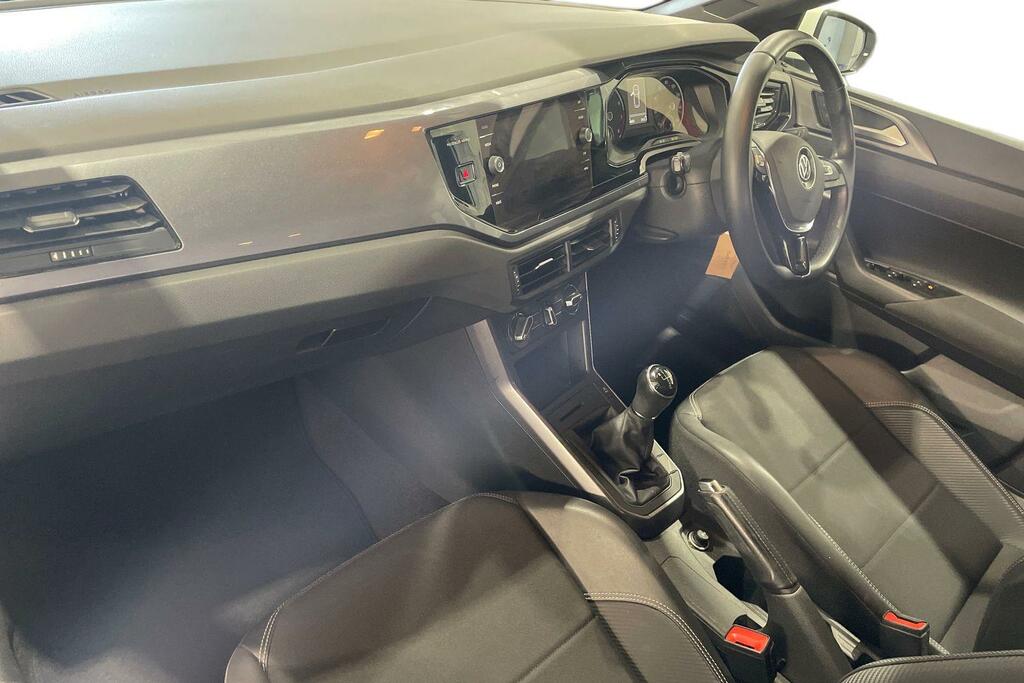 Volkswagen Polo 1.0 Evo Se DM19RKJ White #2