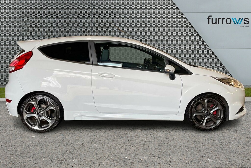 Ford Fiesta 1.6 Ecoboost St-3 White #4