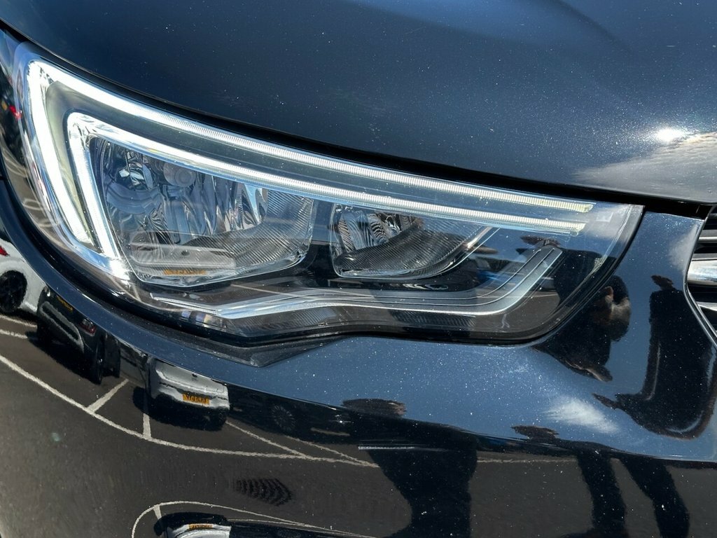 Vauxhall Grandland X 1.2L Tech Line Nav Black #4