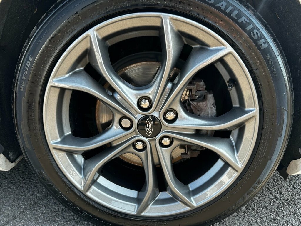 Ford Focus 1L St-line White #3