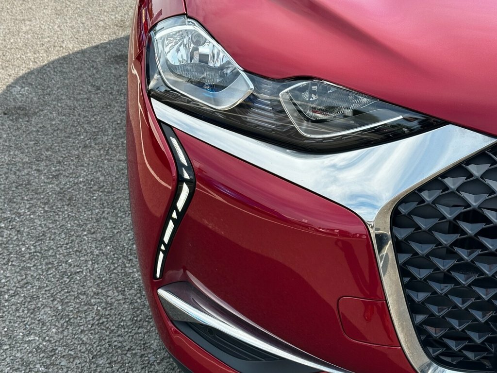DS DS 3 Crossback 1.2L Prestige Red #4