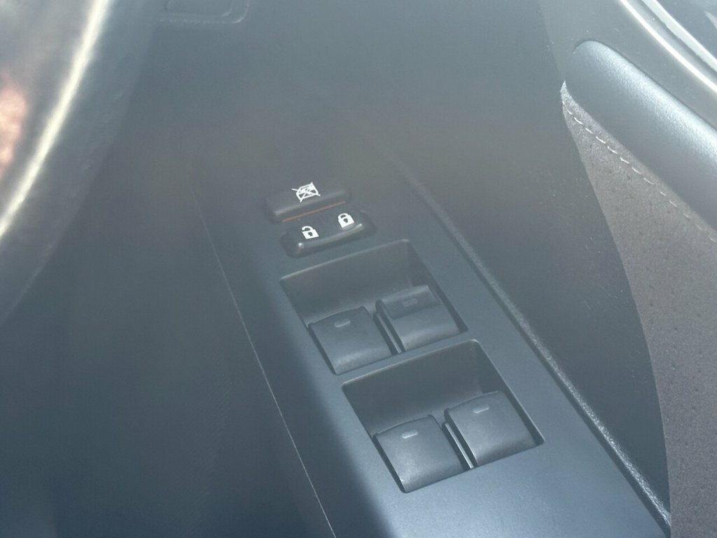 Lexus CT 200H 1.8 Advance Cvt White #18