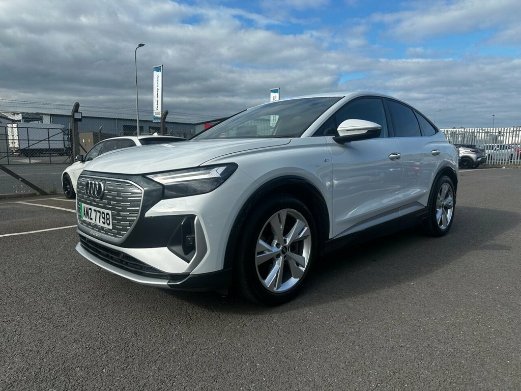 Audi Q4 E Tron Suv White #2