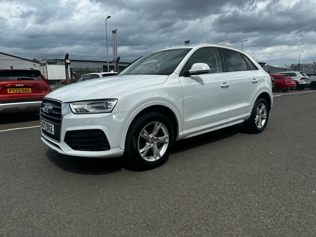 Audi Q3 1.4L Sport White #2