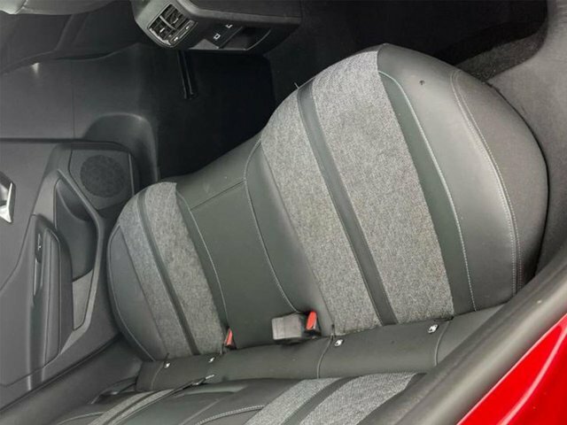 Peugeot 408 1.2 Puretech Allure Premium Fastback Ea Red #2