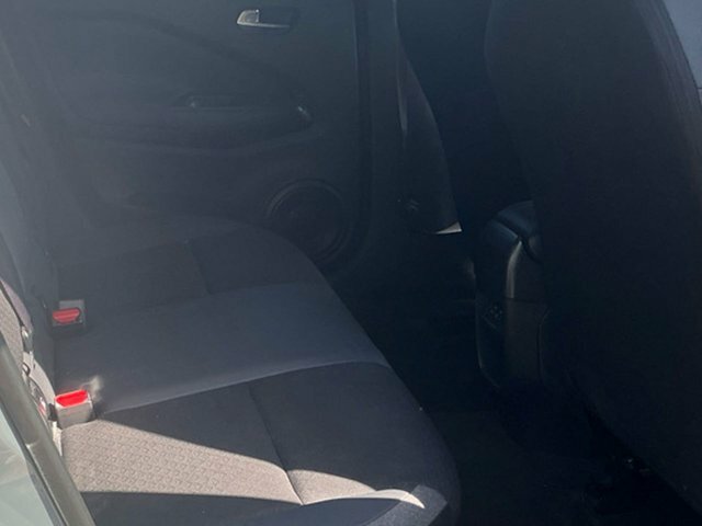 Nissan Juke 1.6 N-connecta Suv Hybrid Euro 6 LY25MWJ Grey #4