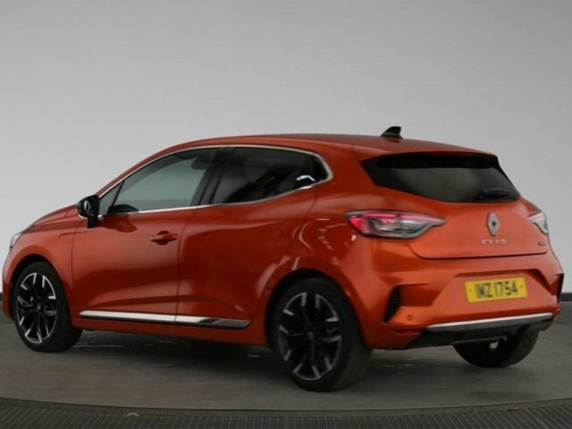 Renault Clio 1.6 E-tech Techno Hatchback Hybrid IMZ1754 Orange #2