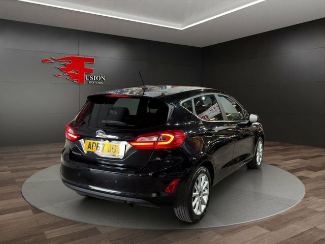 Ford Fiesta 1.0T Ecoboost Titanium Hatchback Black #4
