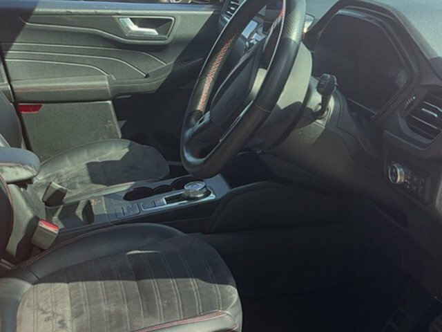Ford Kuga 2.5H Duratec St-line X Edition Suv Hybr RE22WFR Red #5