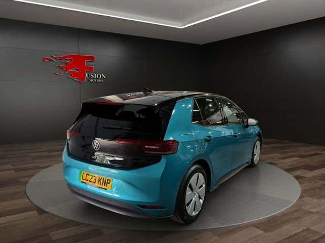Volkswagen ID.3 Pro Performance 58Kwh Family Hatchback Electri LC23KNP Blue #5