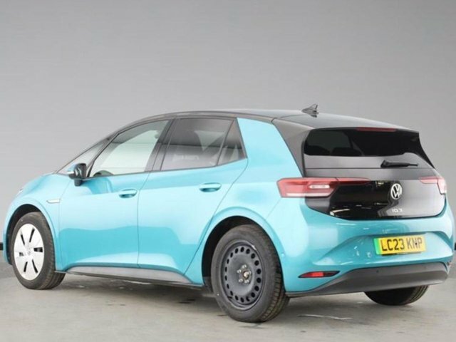 Volkswagen ID.3 Pro Performance 58Kwh Family Hatchback Electri Blue #3