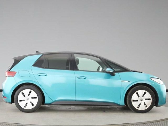 Volkswagen ID.3 Pro Performance 58Kwh Family Hatchback Electri Blue #2