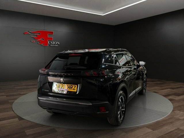 Peugeot e-2008 50Kwh Allure Premium Suv 7Kw Black #5