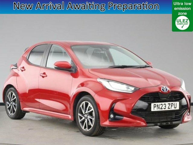 Toyota Yaris 1.5 Vvt-h Design Hatchback Hybrid E-cvt Red