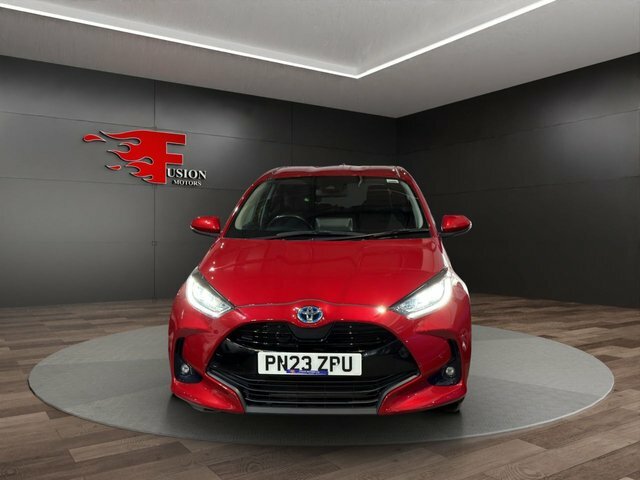 Toyota Yaris 1.5 Vvt-h Design Hatchback Hybrid E-cvt PN23ZPU Red #2