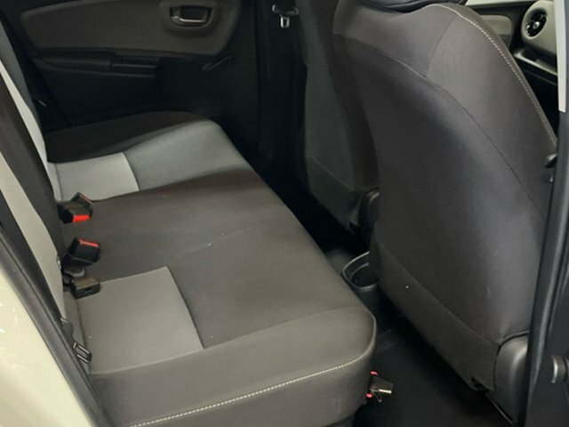 Toyota Yaris Hatchback Black #7