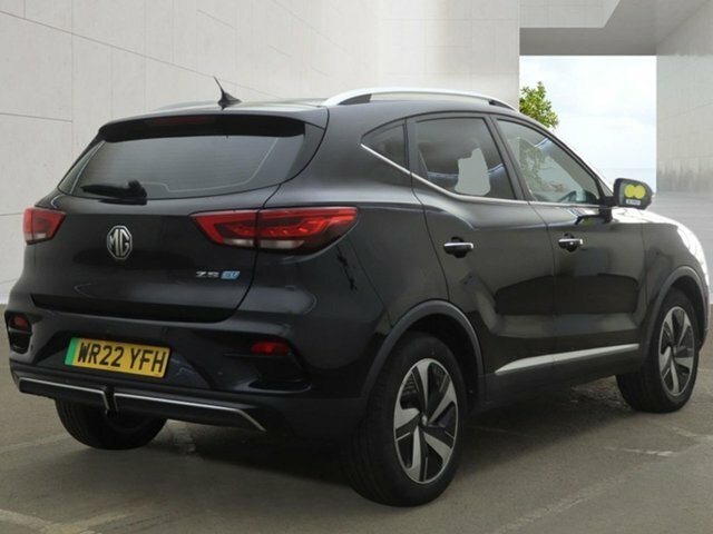 MG ZS 51.1Kwh Trophy Connect Suv 176 Black #4