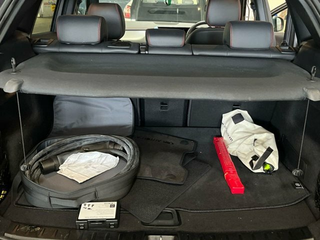 Mercedes-Benz EQA Eqa 250 70.5Kwh Amg Line Suv 1 Grey #3