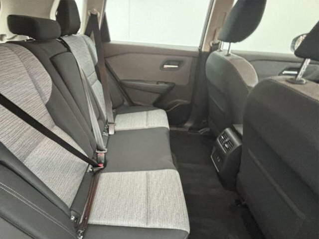 Nissan X-Trail 1.5 H E-power Acenta Premium Suv Hybrid Red #4