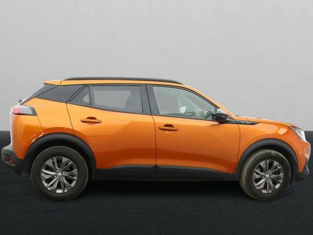 Peugeot e-2008 50Kwh Active Premium Suv 7Kw Orange #2