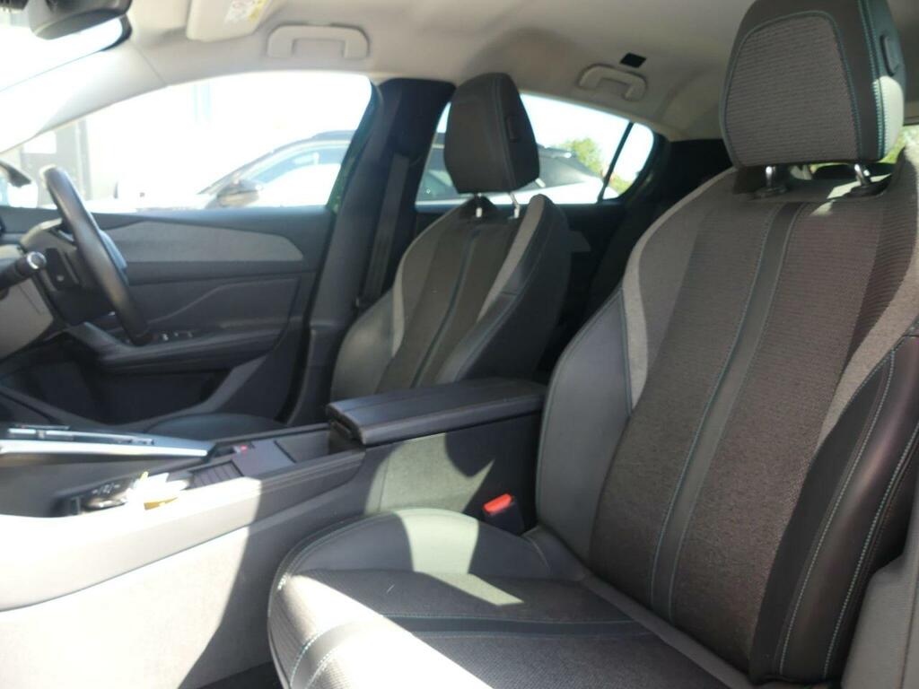 Peugeot 308 1.2 Puretech Allure Premium Eat Euro 6 S S Green #4