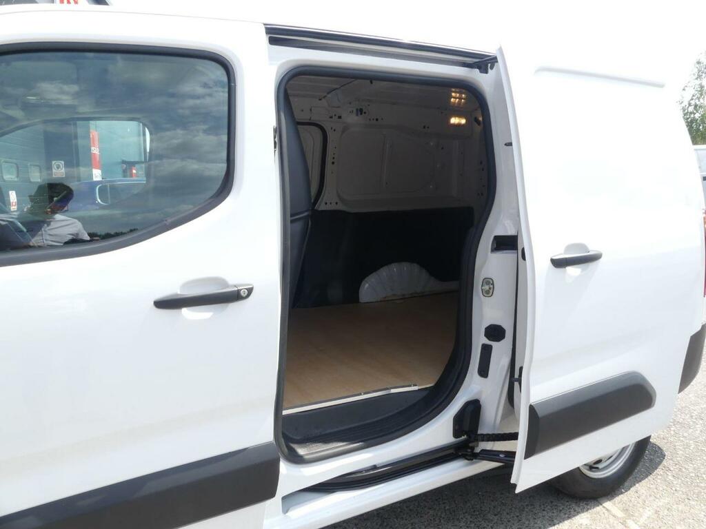 Peugeot Partner 1.5 Bluehdi 950 Professional Premium Long Panel White #6