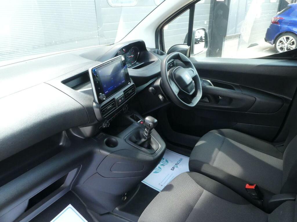 Peugeot Partner 1.5 Bluehdi 950 Professional Premium Long Panel White #2