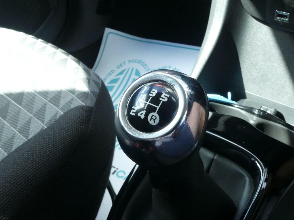 Peugeot 108 1.0 72 Active Black #20