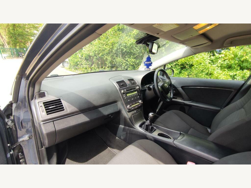 Toyota Avensis 2.0 D-4d Tr Grey #8