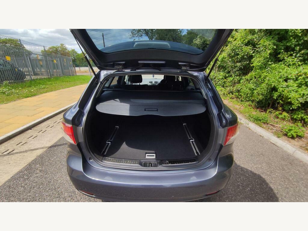 Toyota Avensis 2.0 D-4d Tr Grey #21