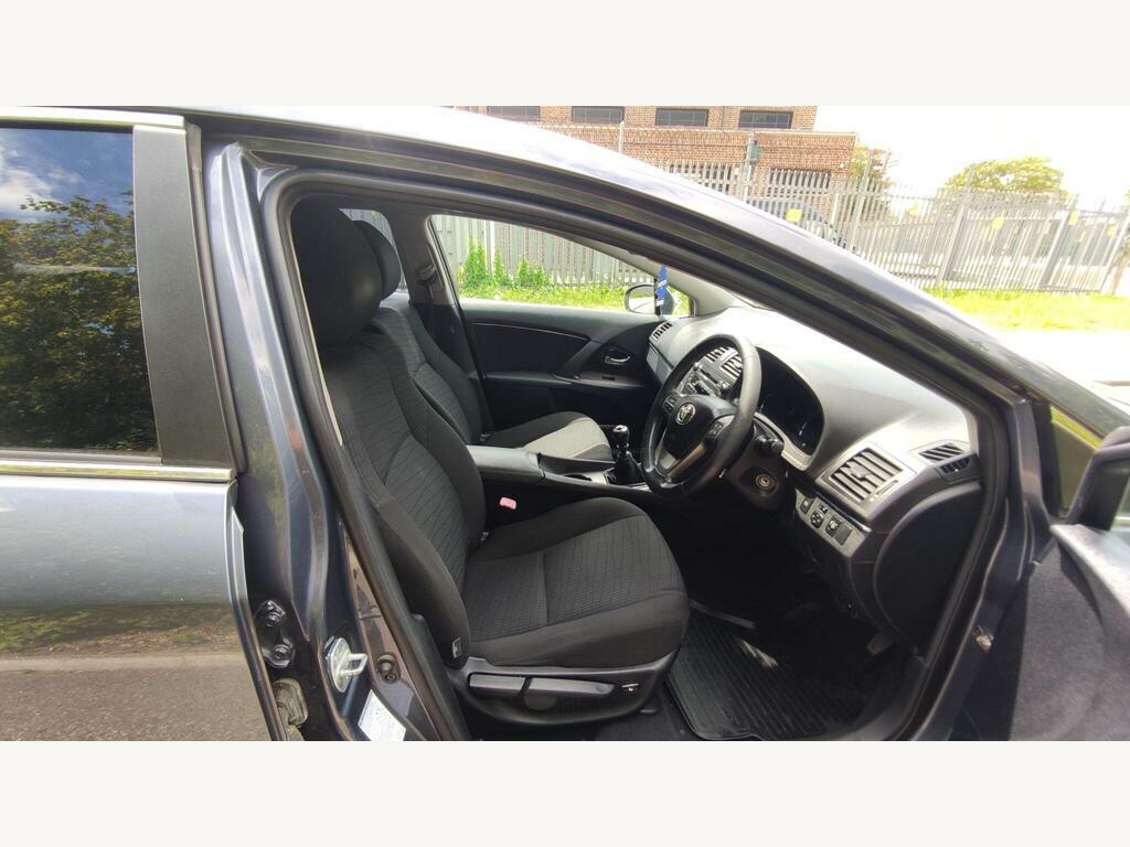 Toyota Avensis 2.0 D-4d Tr Grey #10