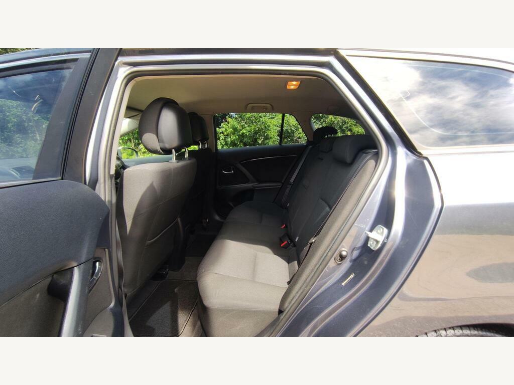 Toyota Avensis 2.0 D-4d Tr Grey #11