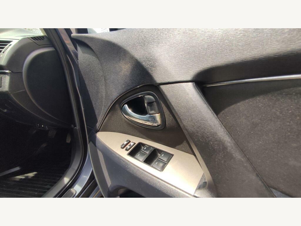 Toyota Avensis 2.0 D-4d Tr Grey #17