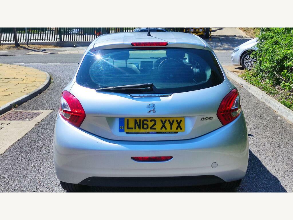 Peugeot 208 1.2 Vti Active Euro 5 Silver #5