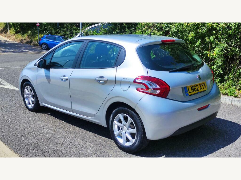 Peugeot 208 1.2 Vti Active Euro 5 Silver #4