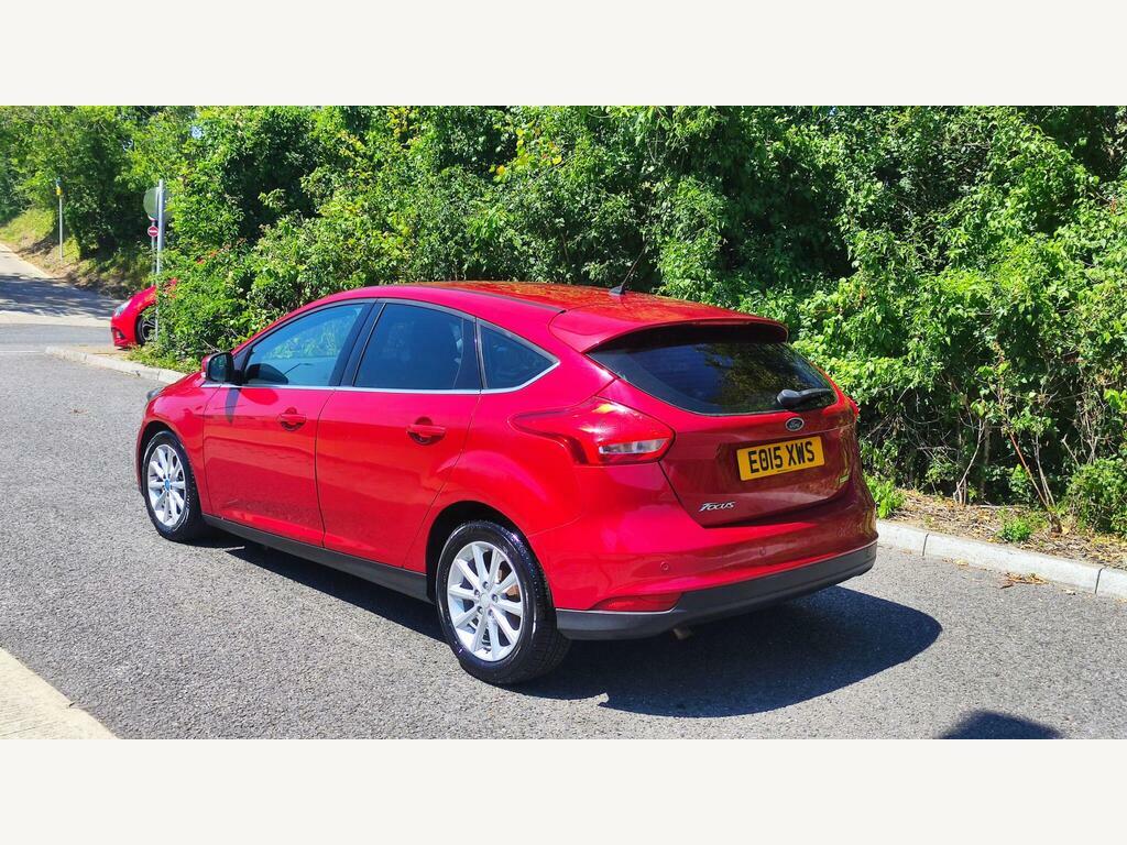 Ford Focus 1.0T Ecoboost Titanium Euro 6 S S EO15XWS Red #5