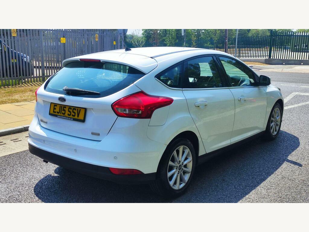Ford Focus 1.0T Ecoboost Titanium Euro 6 S S EJ15SSV White #6