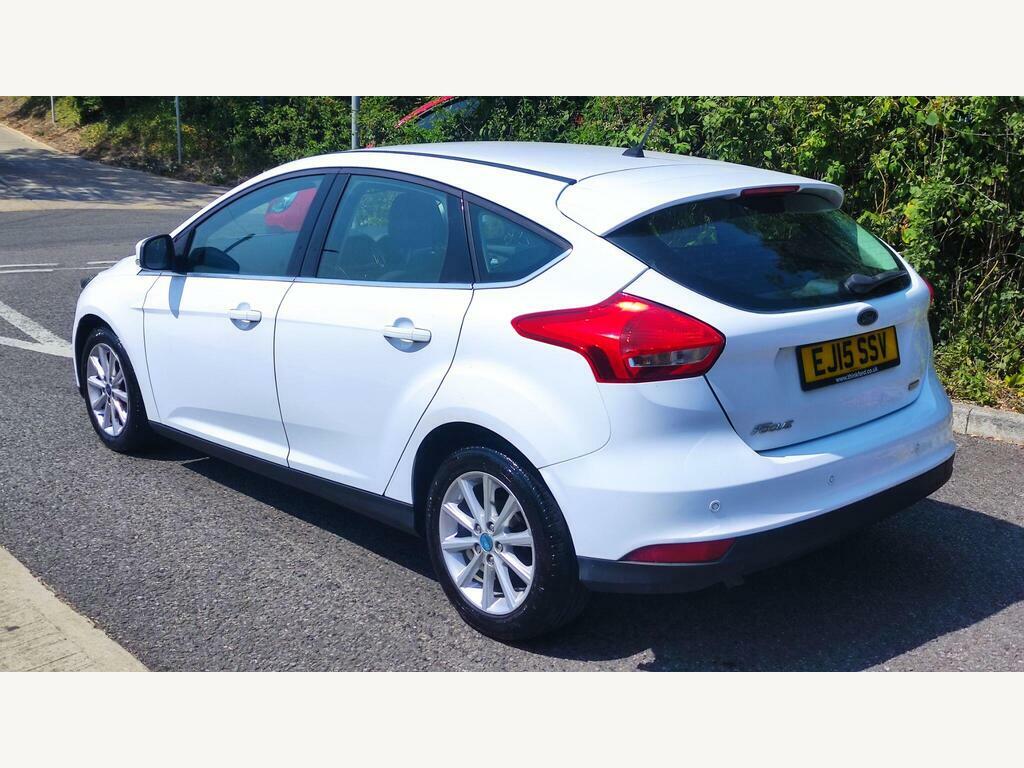 Ford Focus 1.0T Ecoboost Titanium Euro 6 S S EJ15SSV White #5