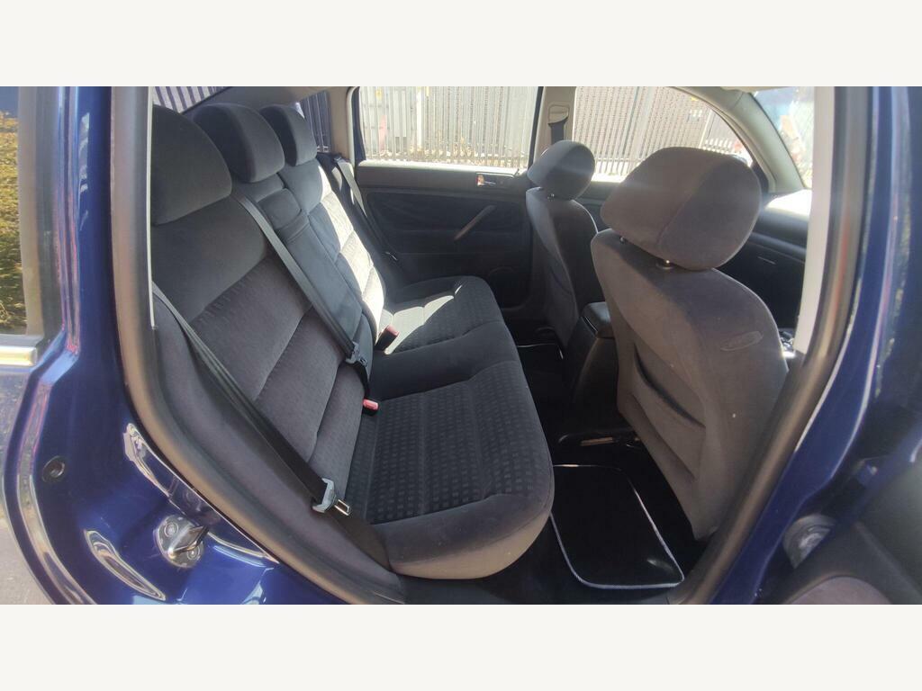 Volkswagen Passat 1.9 Se Tdi 129 Bhp Black #11