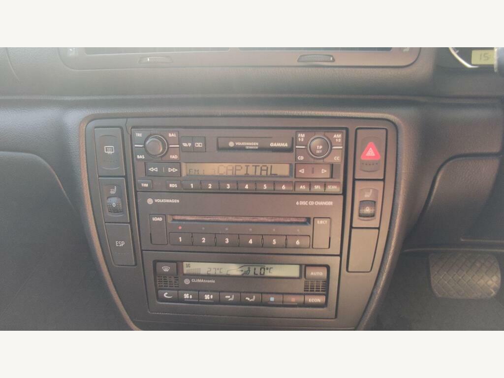 Volkswagen Passat 1.9 Se Tdi 129 Bhp Black #15