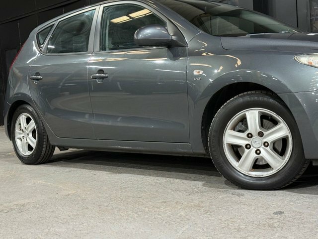 Hyundai I30 1.4 Comfort Hatchback Euro 4 10 Silver #65