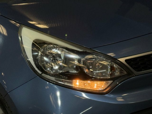 Kia RIO Hatchback Black #63