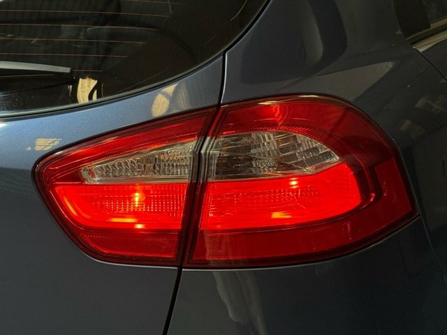 Kia RIO Hatchback Black #21