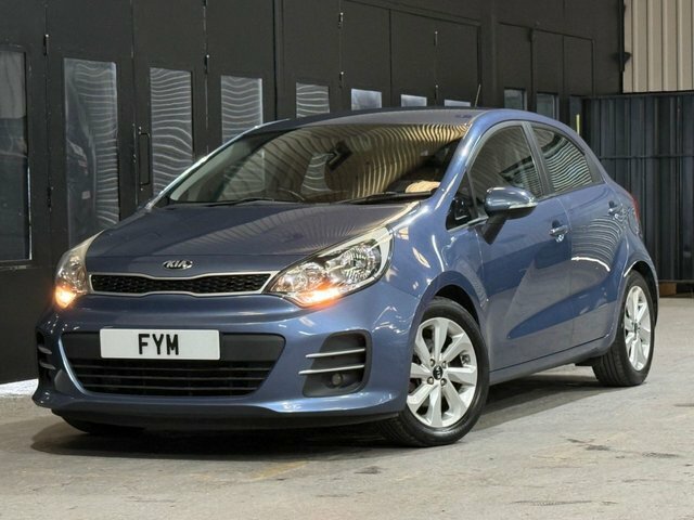 Kia RIO Hatchback Black #14