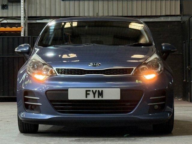 Kia RIO Hatchback Black #17