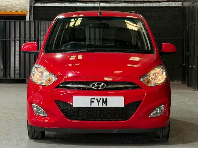 Hyundai I10 Active Hatchback Red #5
