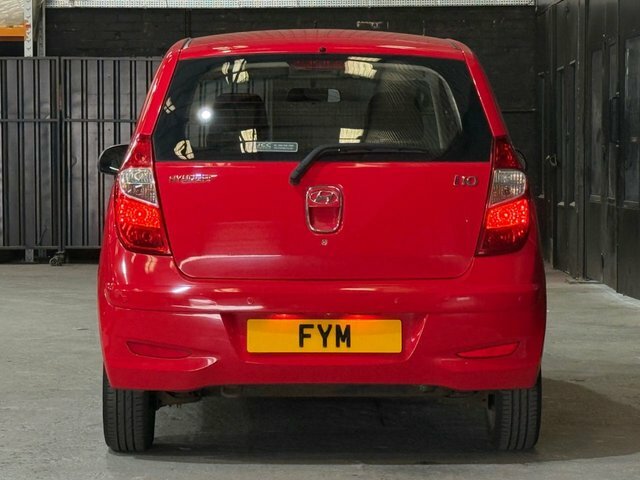 Hyundai I10 Active Hatchback Red #6