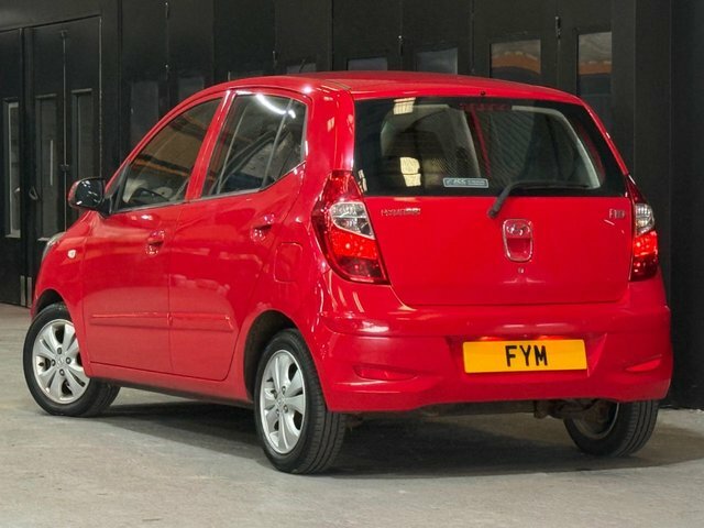 Hyundai I10 Active Hatchback Red #4