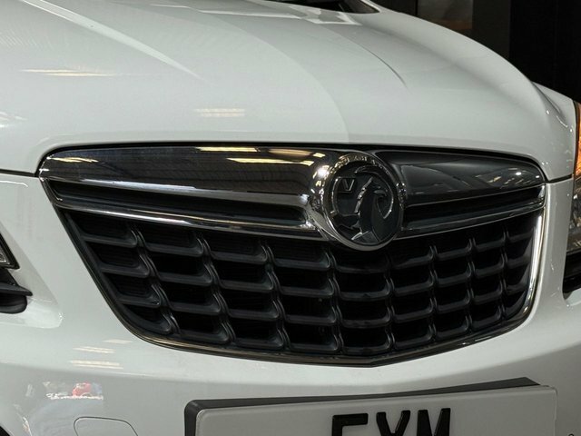 Vauxhall Mokka Hatchback Black #21