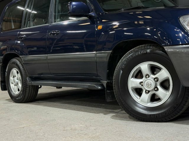 Toyota Land Cruiser Amazon Td VX Silver #68